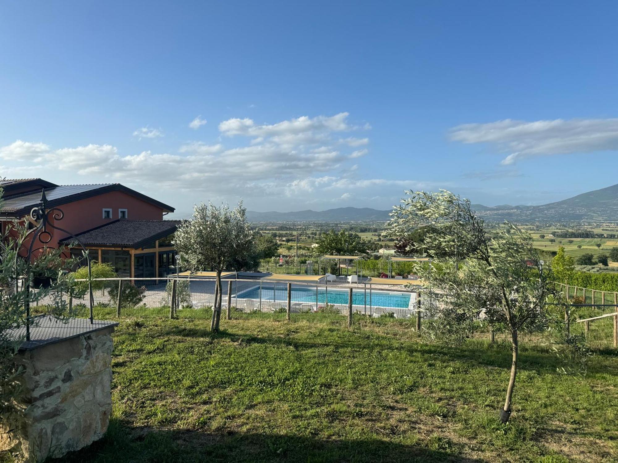 Agriturismo Incanto Della Natura Cannara Экстерьер фото